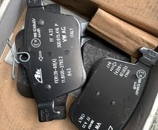 brake pads Volkswagen