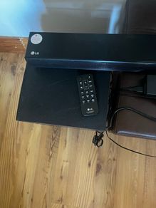 300 W Soundbar with subwoofer