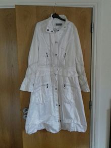 ladies light  Summer coat (brand new)..
