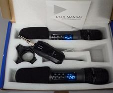 Wireless Microphone Set