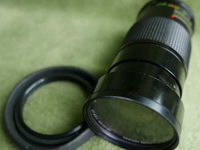 Olympus OM-4Ti Black 35mm SLR Film Camera Titan Body JAPAN and Vivitar series 1 28-90mm F2.8-3.5  FD mount lens