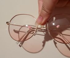Ombre clear to pink Sunglasses / glasses