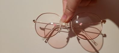Ombre clear to pink Sunglasses / glasses