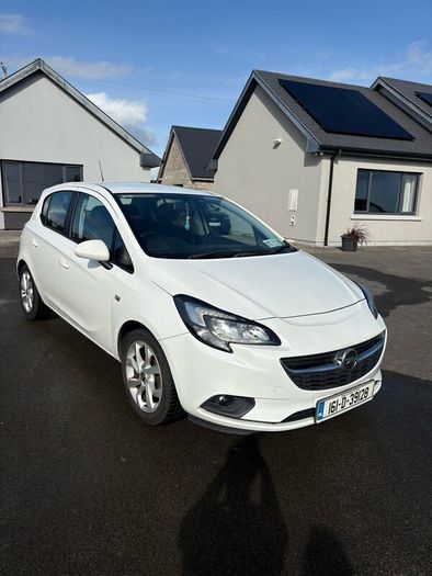 Opel Corsa 2016 1.4 Petrol 5DR