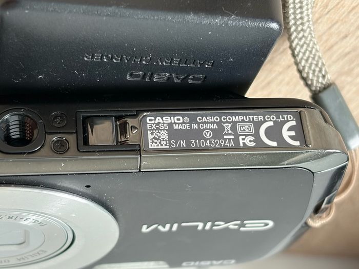 Casio exilim s5