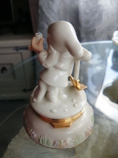 disney's grumpy treasure box by lenox