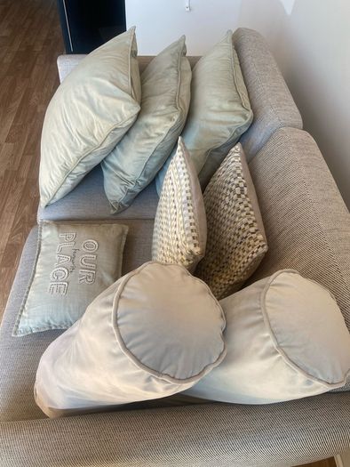 2-seat Sofa Includes 8 Cushions ( Excellent Condition )
