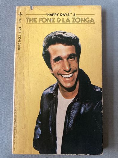 MASSIVE BOOK SALE - Vintage Paperbacks, Irish Authors & Bestsellers - Dublin