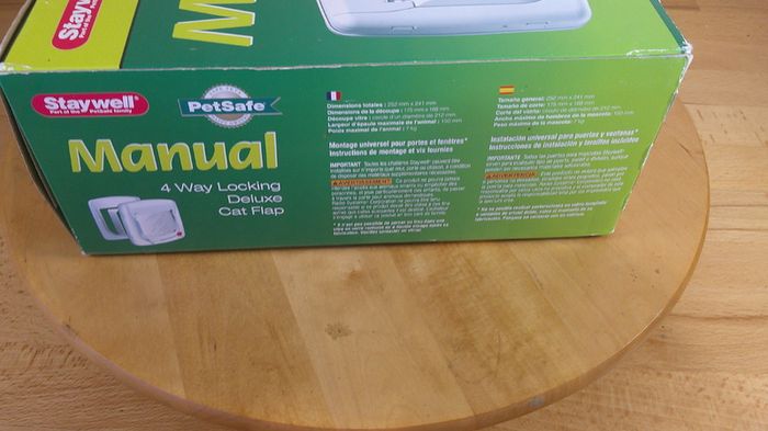PetSafe Staywell Deluxe 4-Way Locking Cat Flap White Manual 300 Series New Boxed