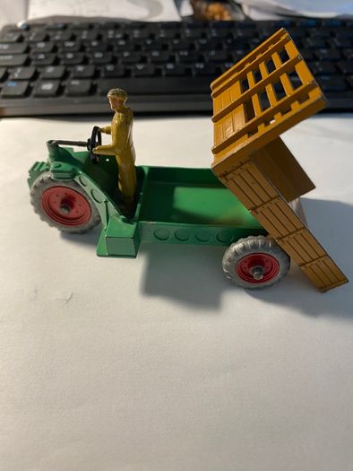Dinky 27G Motocart  1950
