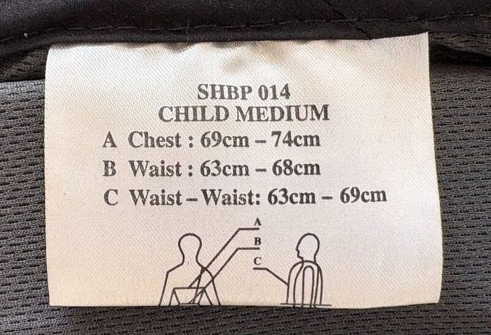 Horse riding gear (approx 9/10yrs)