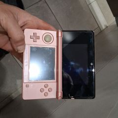 Nintendo 3DS Metallica Pink