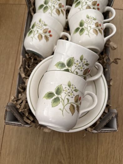 Vintage Arklow Pottery Honey Stone 6 Cups& Saucers