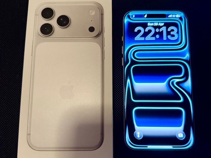Apple iPhone 17 Pro Max 5G 512GB Phone - Silver - Unlocked
