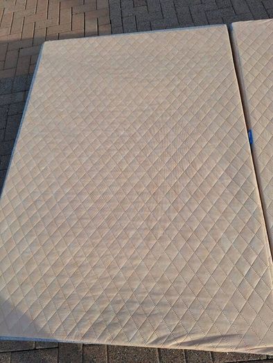 Double bed base and mattress