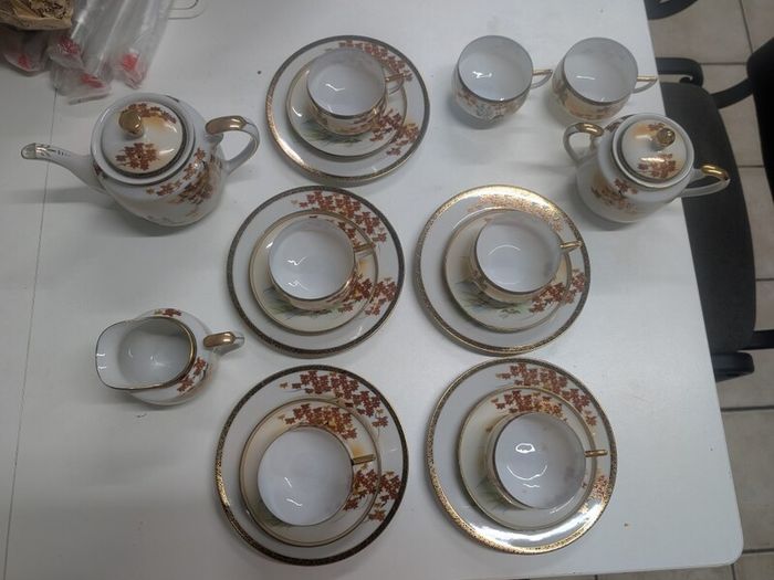 Kutani Hayasi fine china