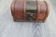 Rare Vintage Wooden Trinket Box