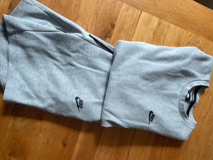 nike tracksuit