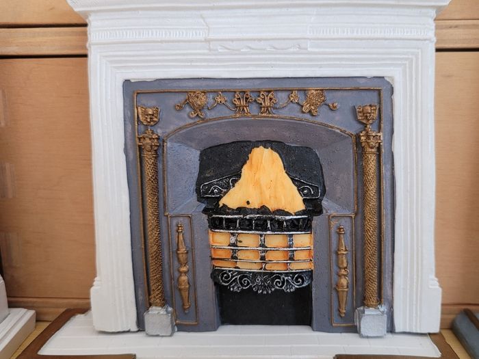 Dolls house furniture - Fireplaces