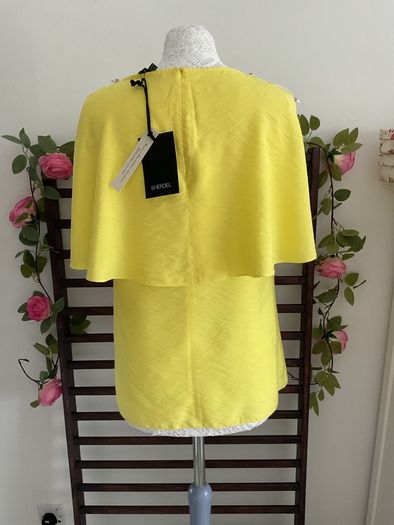 Statement bright yellow top size 10 cape effect short sleeve top