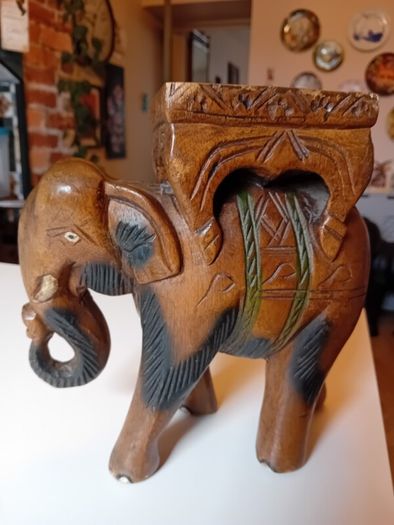Vintage hardwood elephant plant stand