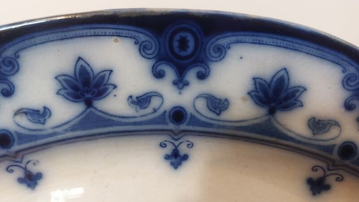 Fabulous Pair of Antique Flow Blue Victorian Graduated Platters, "Dudley" Pattern, by Ford & Sons, Burslem, Stoke-on-Trent, Circa 1893-1908, Perfect for Display