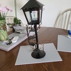 Tea light holder