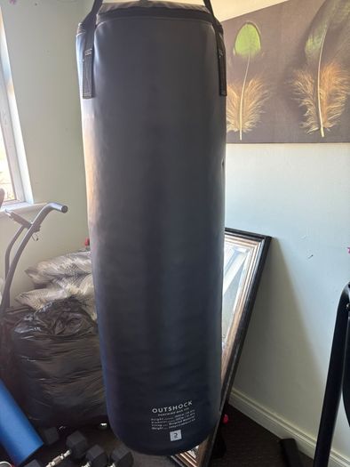 Outshock Adult Punch bag and stand
