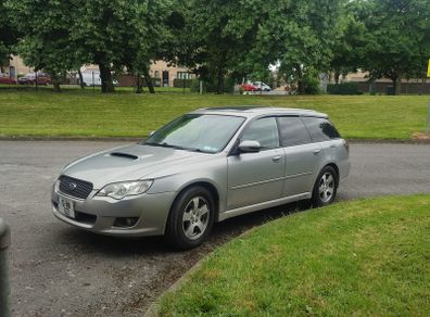 Subaru legacy wagon BREAKING