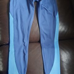 Gorgeous blue reebok leggings size 4 to 6