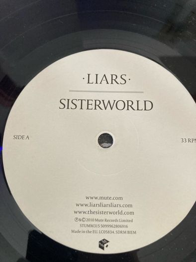 Liars - Sisterworld (Deluxe Edition)