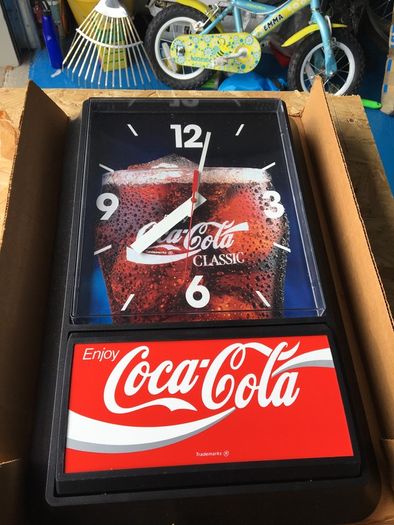 Coca Cola Rare Wall Clock year 1993 Brand New
