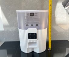 Automatic Cat Food Dispenser