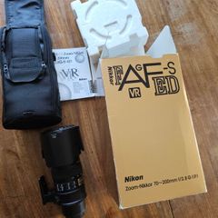 Nikon 70-200mm f/2.8 VR - Excellent Condition
