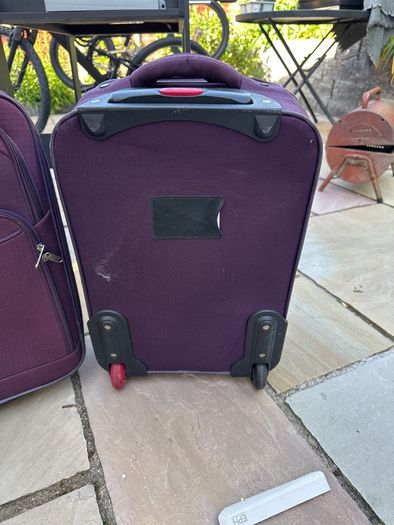 2 small Luggage