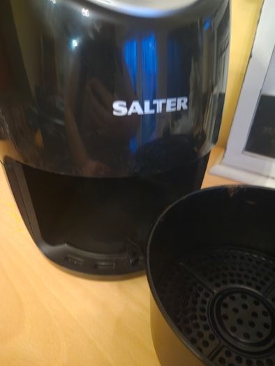 Salter 2L Compact Hot Air Fryer