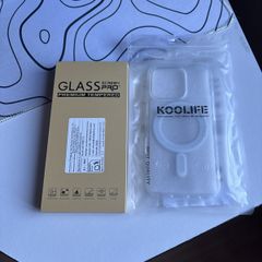 iPhone 16 pro protective case and screen protector
