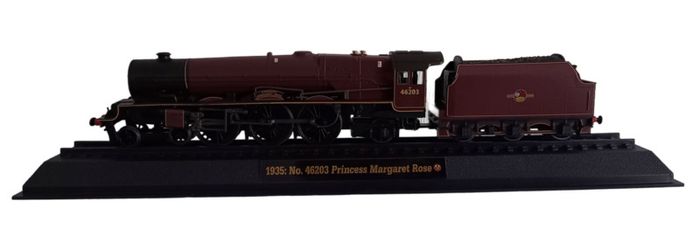 Collection of stationary model trains
