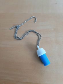 Pill holder