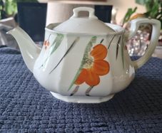 Grindley (W.H. Grindley & Co.) Art Deco teapot