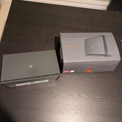 2 Vodafone Gigabox broadband routers modems