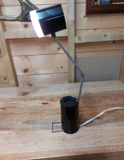 Lloyds foldable desk lamp