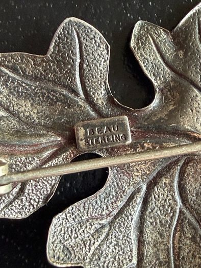 Beau brooch
