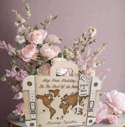Wooden Wedding Card in the shape of a travel suitcase, Inner envelope for monetary wedding gifts
