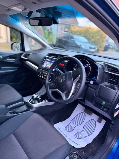 Honda Fit 2015  Excellent Condition  Low Mileage