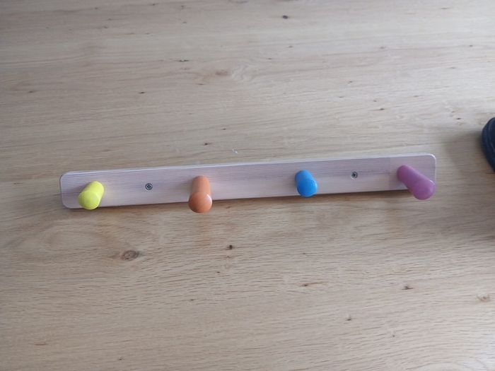 kids clothes hooks