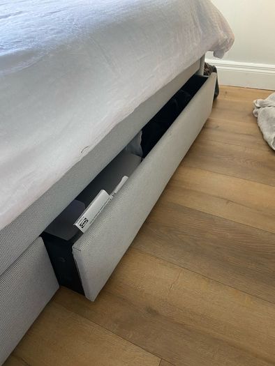 Single Bed with two drawers incl mattress