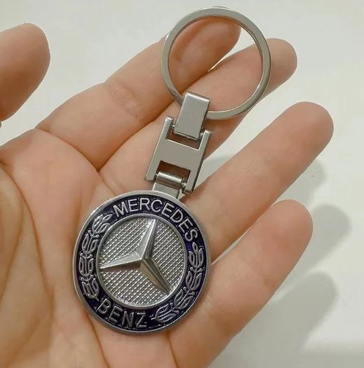 Car Logo Keychain Zinc Alloy Key Ring Accessories For Mercedes Benz AMG Smart W108 W124 W126 W140 W168 W169 W176 W177 W203 W204