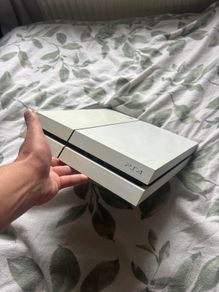 PlayStation 4 1TB - Special Slim white edition + 9 games