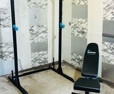 Squat Rack Adjustable Weight Bench